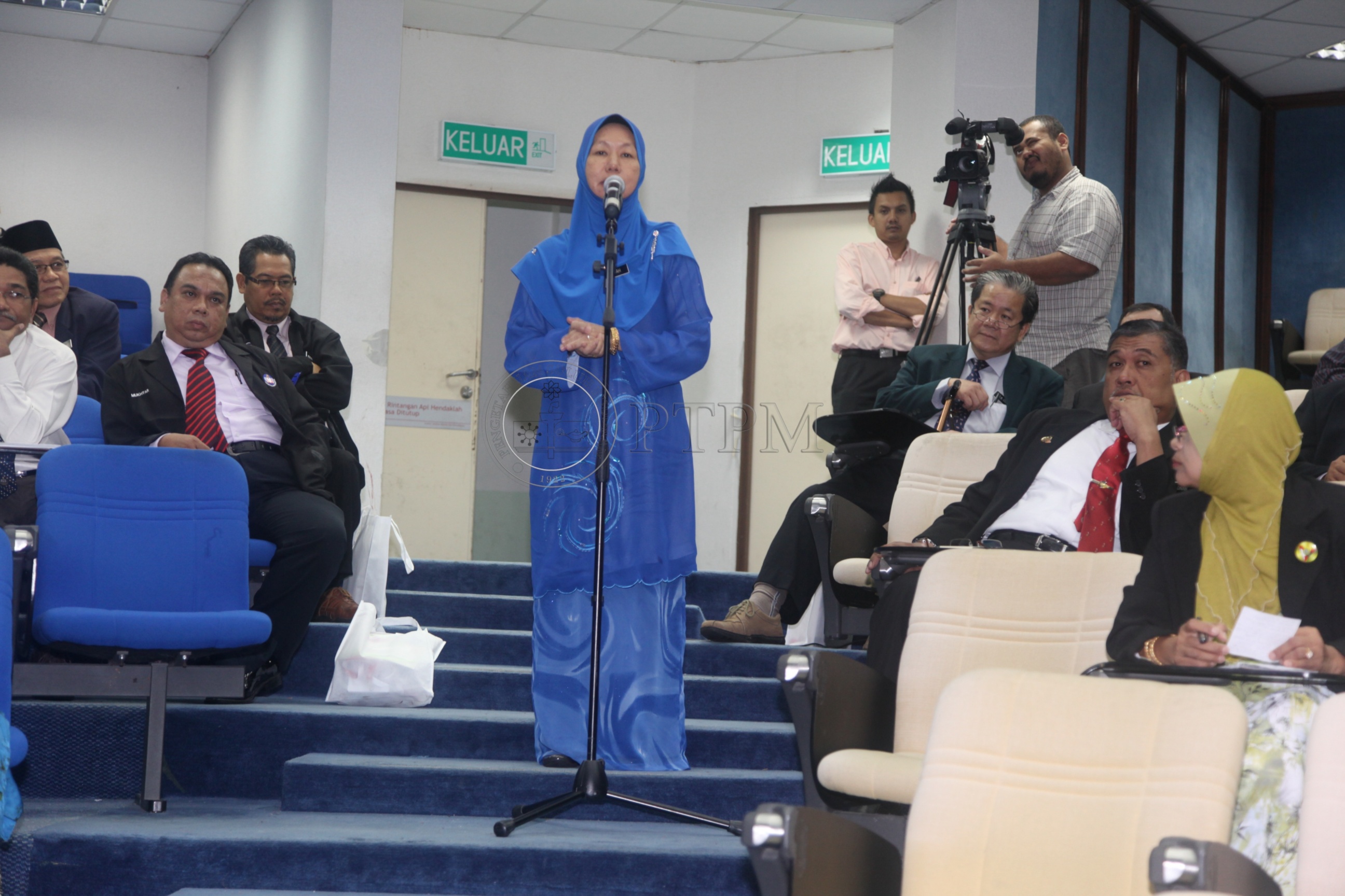 PTPM 11 82 GURU  IMG 5979